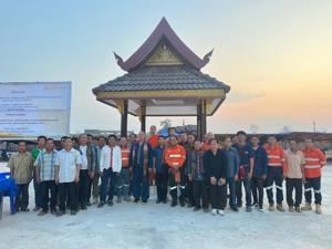 LXML ມອບໂຄງການກໍ່ສ້າງຫໍປະດິດສະຖານ ພຣະຄູໂພນສະເມັກ ແລະ ປັບປຸງພື້ນຖານໂຄງລ່າງ ເພື່ອພັດທະນາຊຸມຊົນ ຢູ່ເມືອງວິລະບູລີ | LXML Hands Over Phra Khu Phon Samek Shrine and Community Infrastructure Projects in Vilabouly District